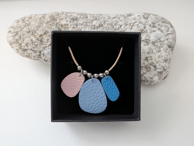 Pebble Necklace (2)
