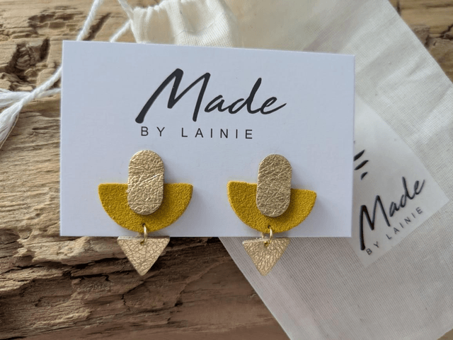 Xena Stud Earrings (1)