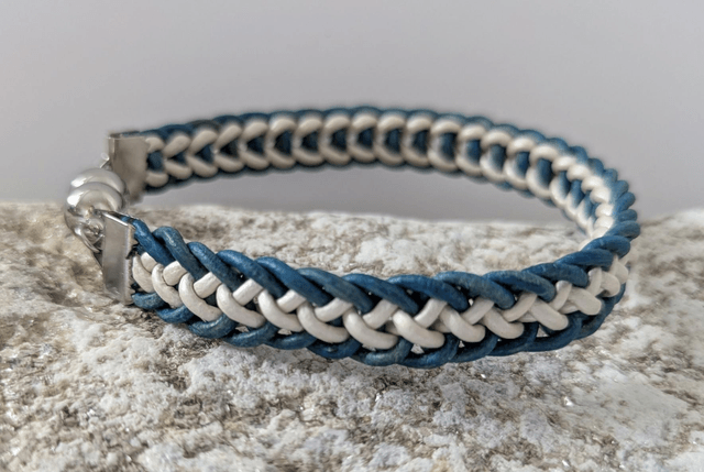 Slim Flat Braid Kumihimo Bracelet (1)