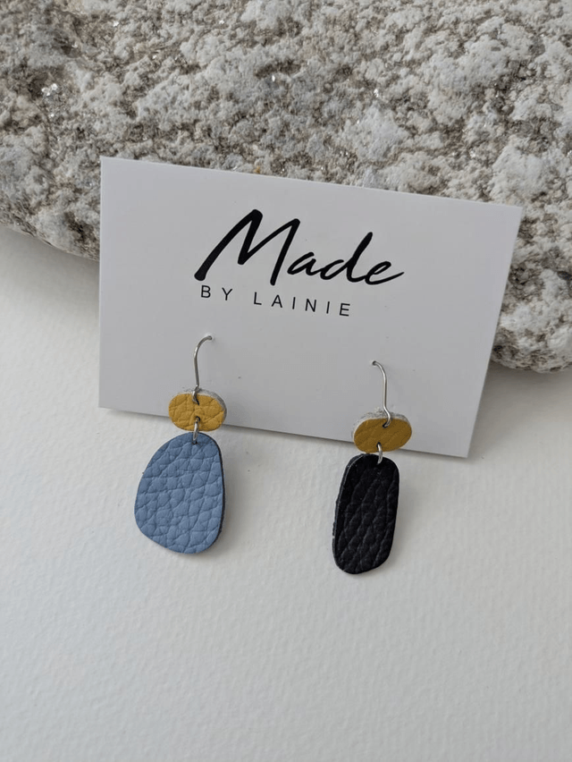 Mismatched Pebble Drop Earrings(1)