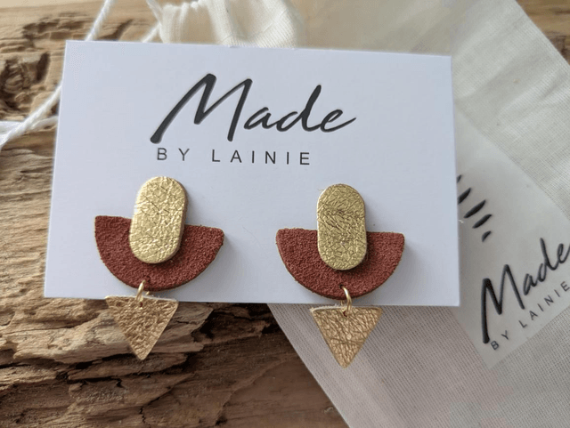 Xena Stud Earrings (1)