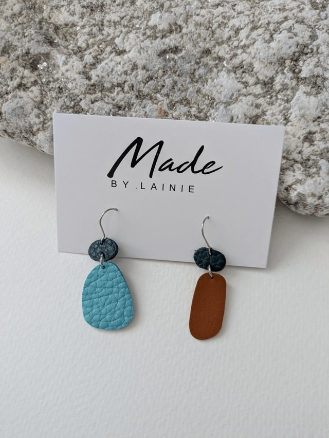 Mismatched Pebble Drop Earrings(1)