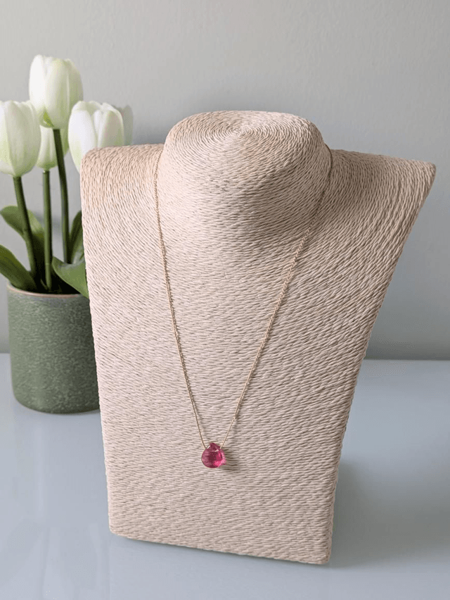 Illusion necklace