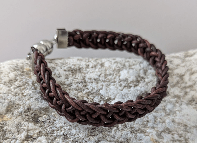 Slim Flat Braid Kumihimo Bracelet (2)